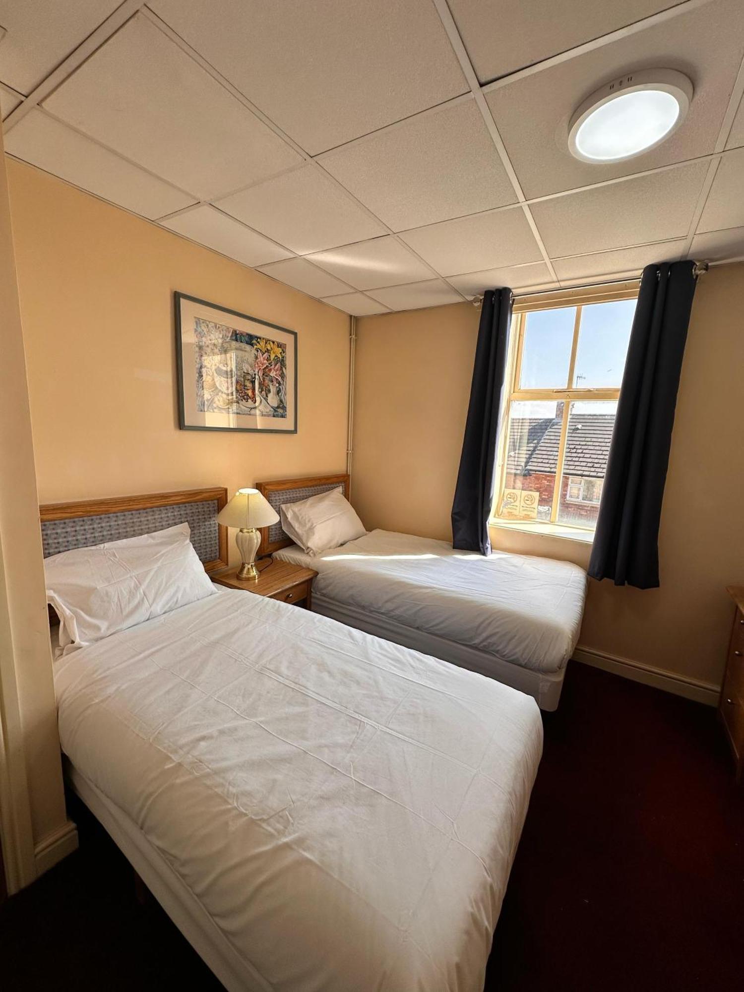 Throstles Nest Hotel Liverpool Esterno foto